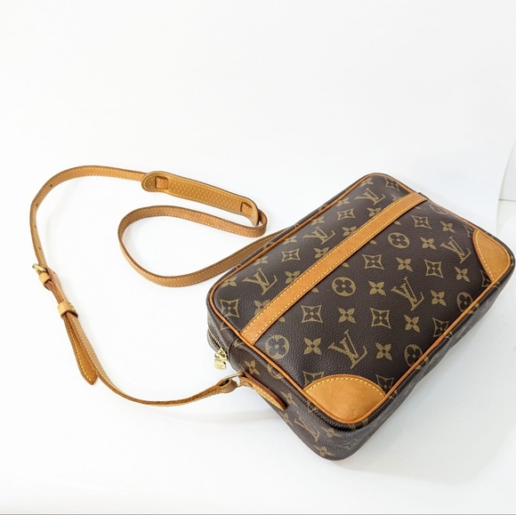 ✨️💎Authentic Louis Vuitton Trocadero 27 Monogram Crossbody Bag - Picture 5 of 14